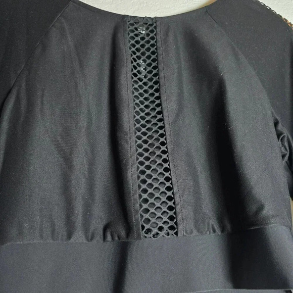 2 Pieces Outfit Victorias Secret VS Sport Black Crop Top Shorts Size M 170/96A - Picture 6 of 16